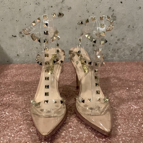 Fashion Nova Clear and Beige Studded Pointed Toe Stiletto Heels -Size 6.5 - Picture 1 of 8
